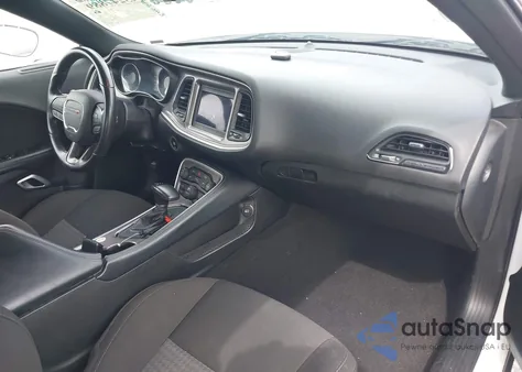 2022 Dodge Challenger Gt z USA, uszkodzony, nr VIN 2C3CDZJG8NH247050